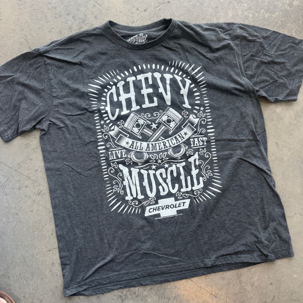 Vintage Y2k Chevy Tough Muscle Car Grey Graphic Short Sleeve Tee XXL